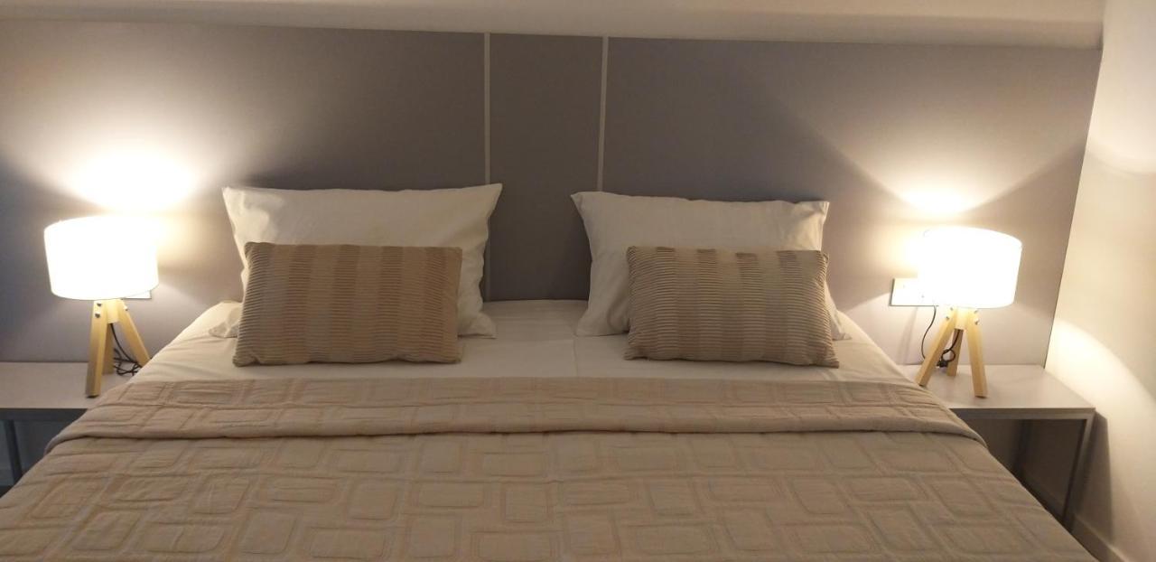 Villa Cala, Hotel Rooms&Apartments โนวาลยา ภายนอก รูปภาพ